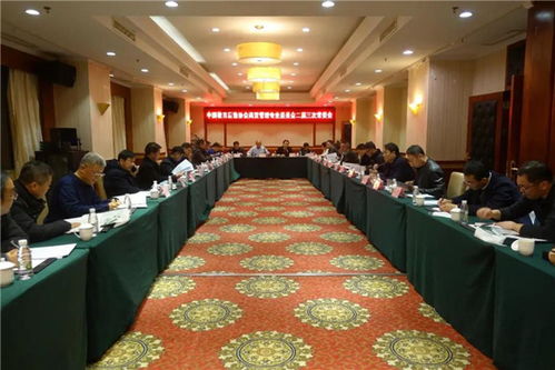 中國(guó)教育后勤協(xié)會(huì)商貿(mào)管理專業(yè)委員會(huì)2020年會(huì) 暨 高校校園商業(yè)服務(wù)新冠肺炎疫情防控先進(jìn)集體 先進(jìn)個(gè)人 表彰大會(huì)順利召開(kāi)